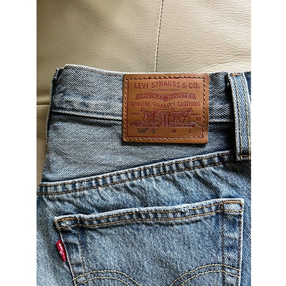 Levi's 501 Skinny Jeans - Light Wash - Size 28 - Picture 4 of 4